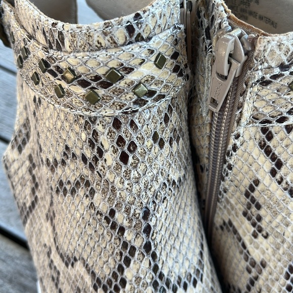 NWOT BareTraps Reining Faux Snakeskin Bootie Sandals Women’s size 8 - Picture 13 of 16